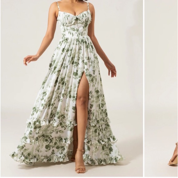 Green A-Line Spaghetti Straps Printed Bridesmaid Dress with Slit